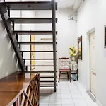 1137 Hostel