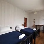 Liaw Base House