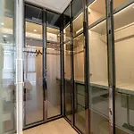 1Million Dollar Super Luxury Property With Amazing Sky Pool And Facilities
