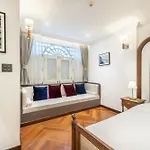 Cherie Bangkok Boutique Hotel