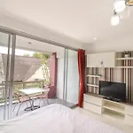 Baan Sabai Rama IV Apartment