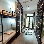 Feel Good Bangkok Hostel