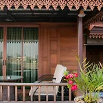 Lamphu Tree House Boutique Hotel