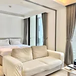 Sukhumvit 11#Luxury#Pool#Gym#Bts Nana&Mrt Sukhumvit#1Br#Max2Ppl