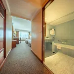 Royal Benja Hotel