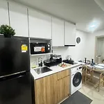 Ekamai 2 Bed Room