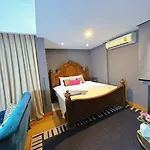 Bangkok Thailand Core Business District 3B3B Duplex Private House Family Room Cooking Smoking Nursery