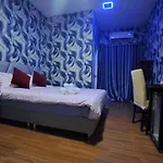 Khokeng Room