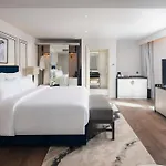 Radisson Hotel Chateau De Bangkok