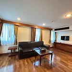 S.M. Grande Residence