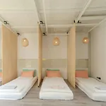 Shared Room In Heritage Apartment Bangkok Old Town