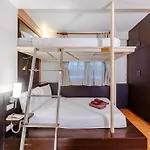 Collection O Diamond House Khaosan