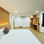 The Cozy 77