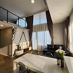 Cassia Rama 9