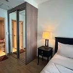Great Condo-1Min, Bts Thong Lo In Front Of Building