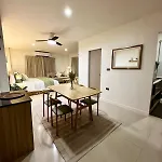 Serene Escape 2 Mins From Srt Wat Samien Nari