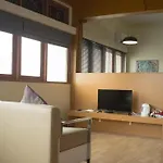Alameda Suites Hotel