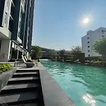 The Base - Rama 9 By Sumaq Property