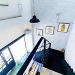 The Rabbit\'S Hole Hostel