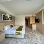 Jolly Suites & Spa Hotel