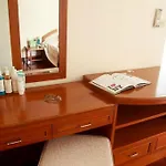 Ritratana Apartment