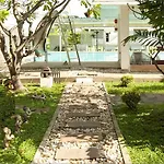 Good Houses Apartment