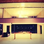 So Boutique