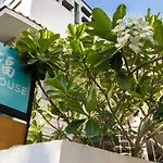 Fu House Hostel