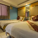 Sam\'S Lodge
