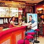 Parkway Inn