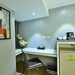 Prestige Suites Nana