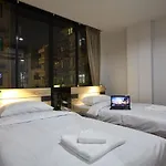 Le Bonheur Poshtel