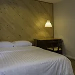 Siamhubbiz Hostel