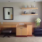 Gardengrove Suites