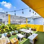Sloth Hostel Khaosan
