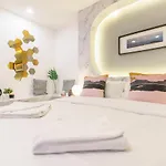 CheQinn Hostel Sukhumvit 4