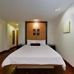 iCheck inn Sukhumvit 19 - SHA Certified