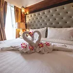 Infinite Hotel