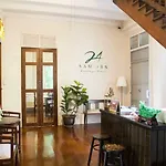 4Brs Thai Heritage House In Samsen