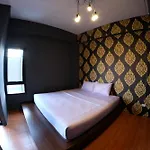 Hide Bangkok Hostel