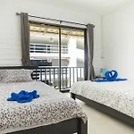 Cozy Townhouse Hualampong