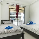 Cozy Townhouse Hualampong