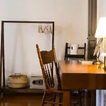 24 Samsen Heritage House