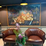 Top High Guesthouse