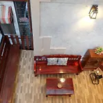 14 Plus 1 Hotel