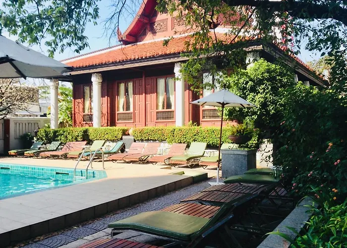 Indra Regent Hotel