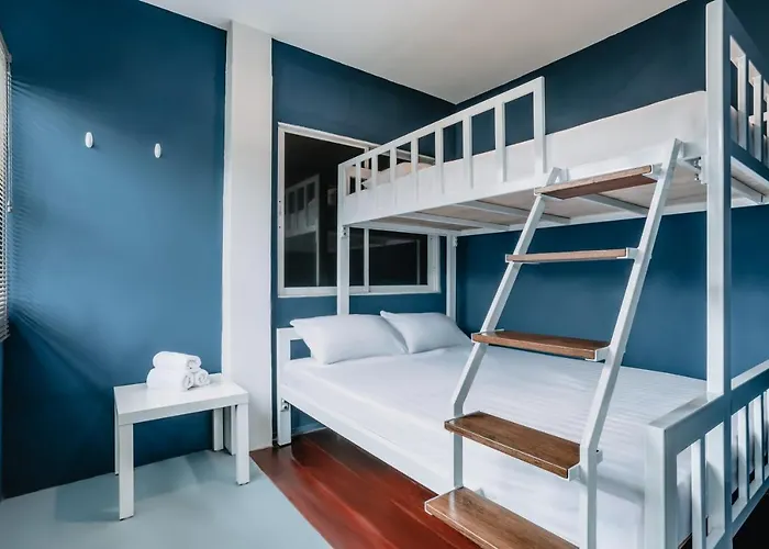 Sleepyhead Hostel
