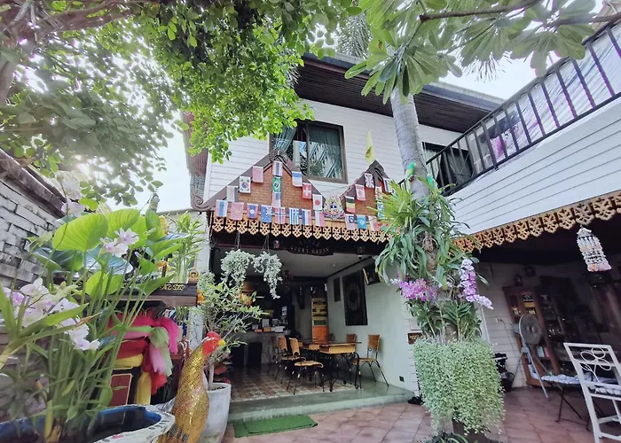 Tavee Guesthouse