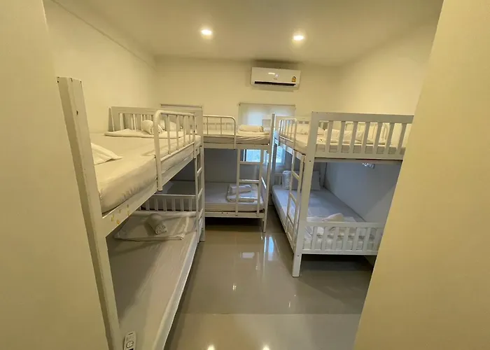 Hej Khaosan Hostel