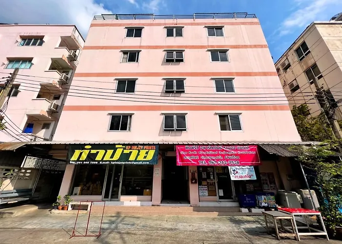 Pimravee Apartment